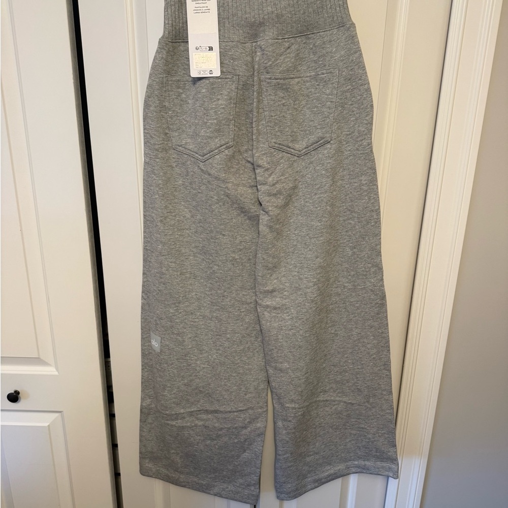 ALO Serenity Wide-leg Sweatpants NWT - Picture 6 of 8